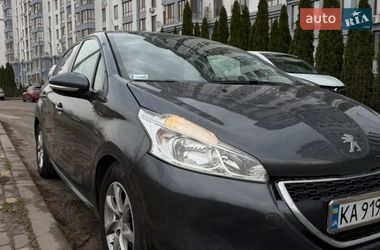 Хетчбек Peugeot 208 2013 в Києві