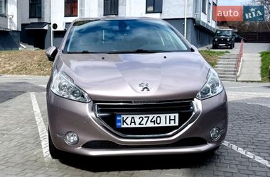 Хэтчбек Peugeot 208 2013 в Киеве