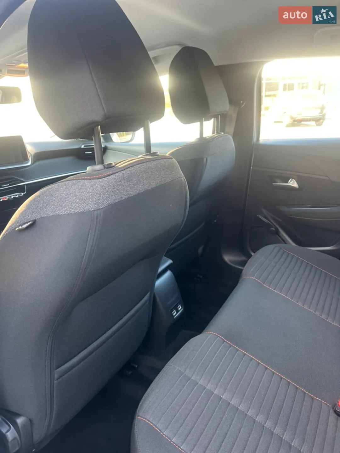 Peugeot 208 2021 VIN VR3UHZKXZMT013660 фото оголошення 27 з 33