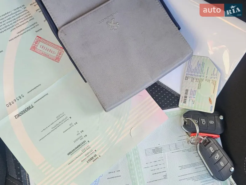 Хетчбек Peugeot 208 2012 в Івано-Франківську документ