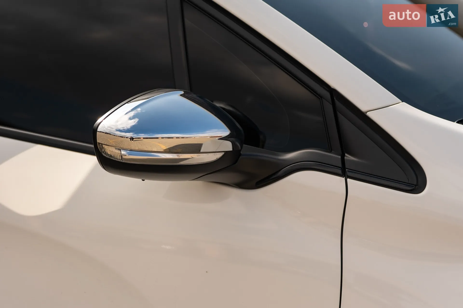 2013 Peugeot 208 - мініатюра 29