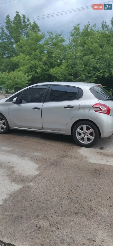 2012 Peugeot 208 - мініатюра 38