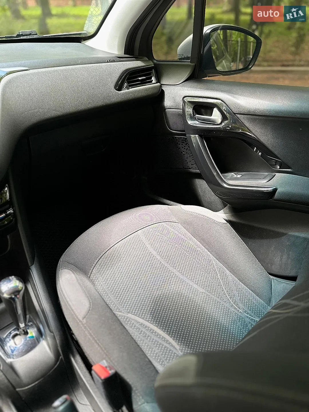 2014 Peugeot 208 - мініатюра 37
