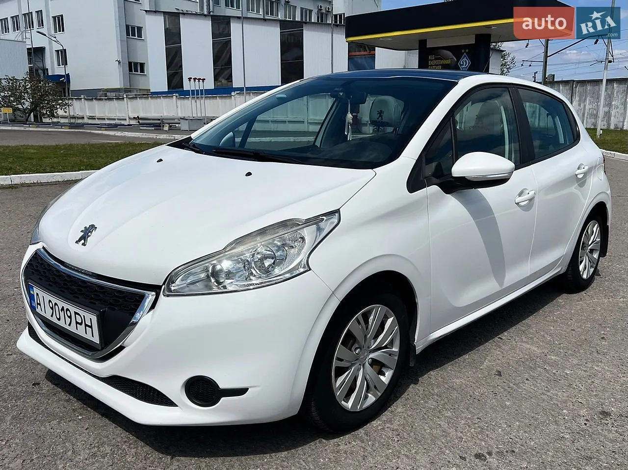 2012 Peugeot 208 - мініатюра 10