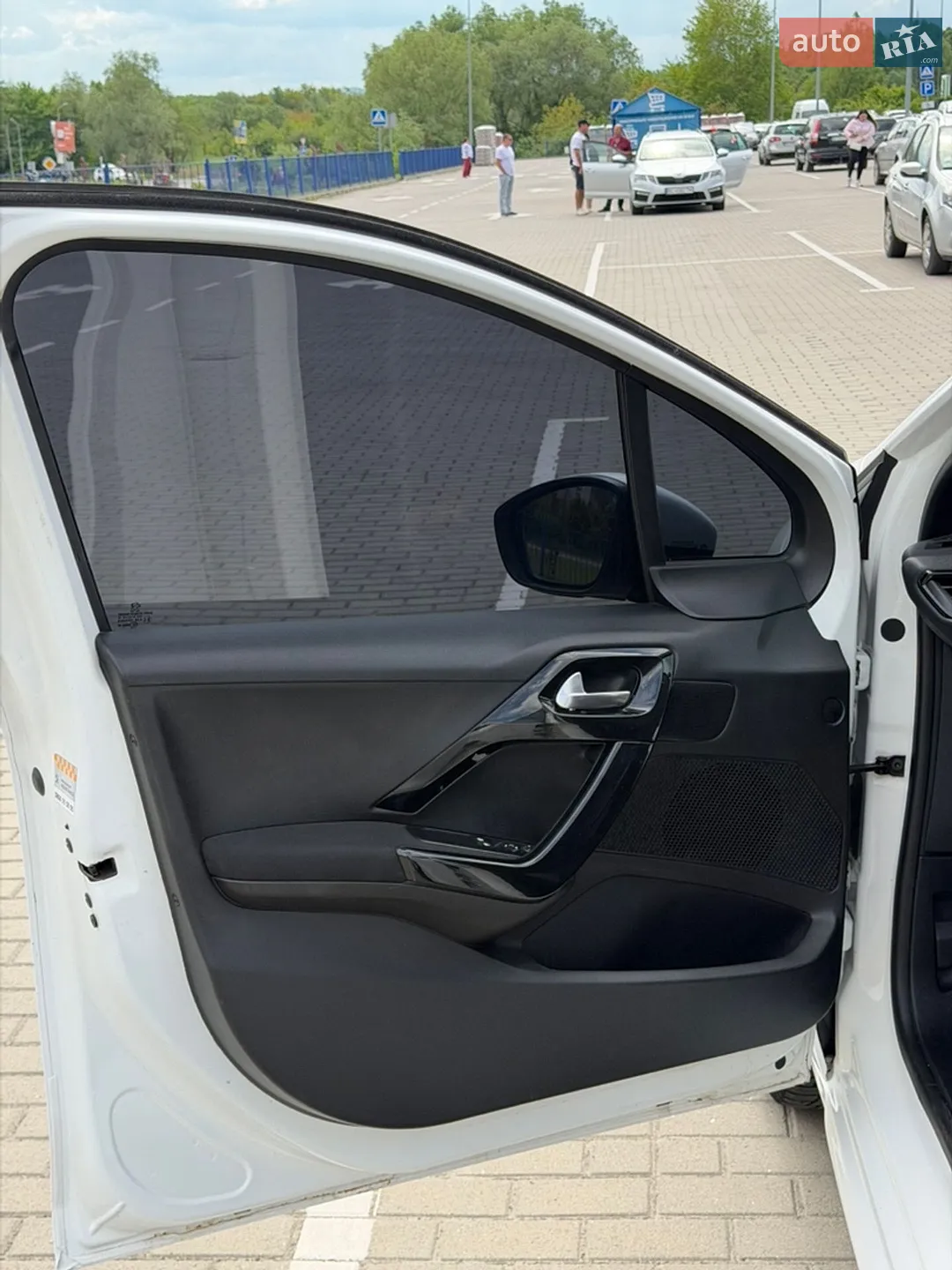 2012 Peugeot 208 - мініатюра 7