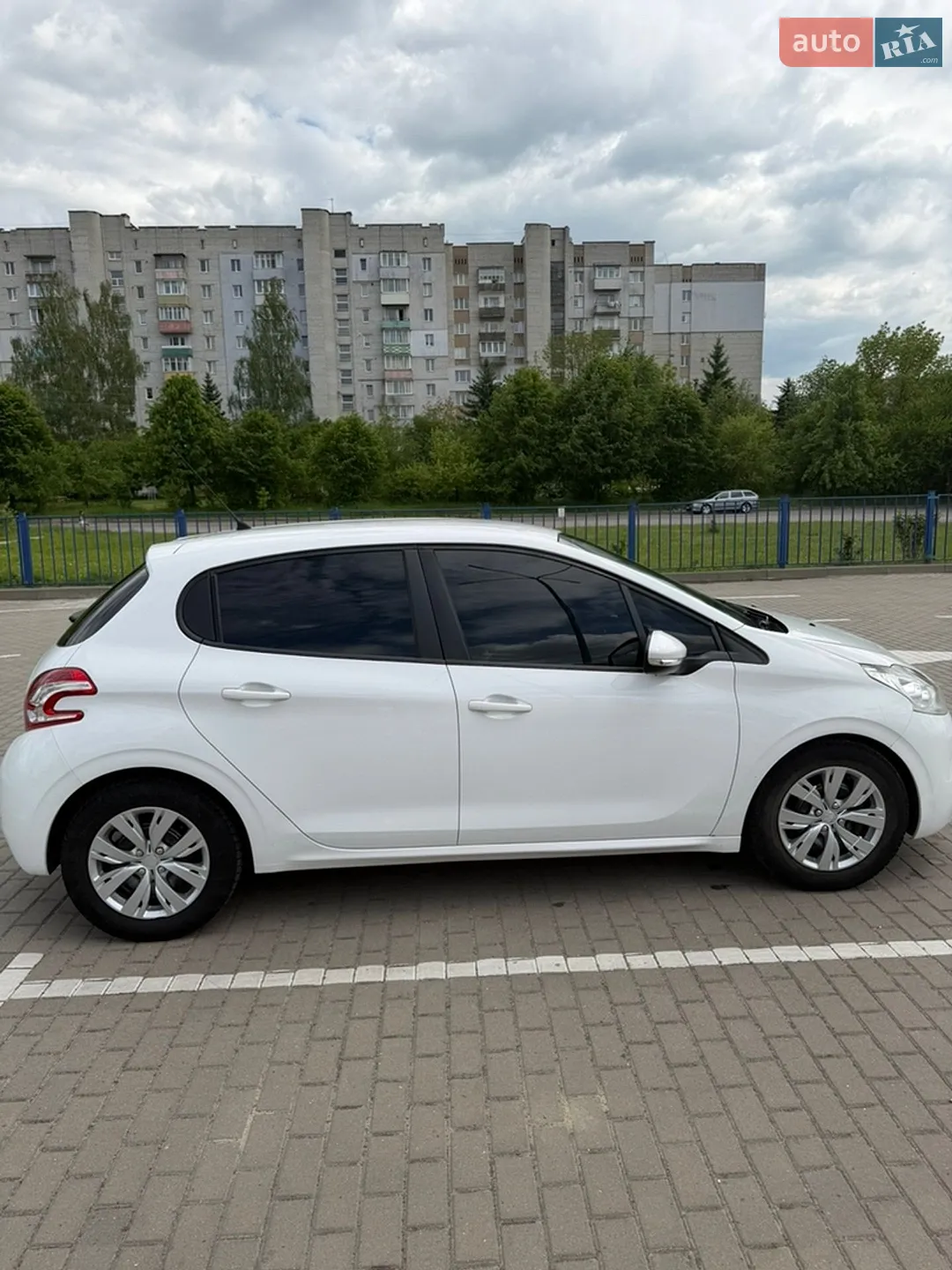 2012 Peugeot 208 - мініатюра 15