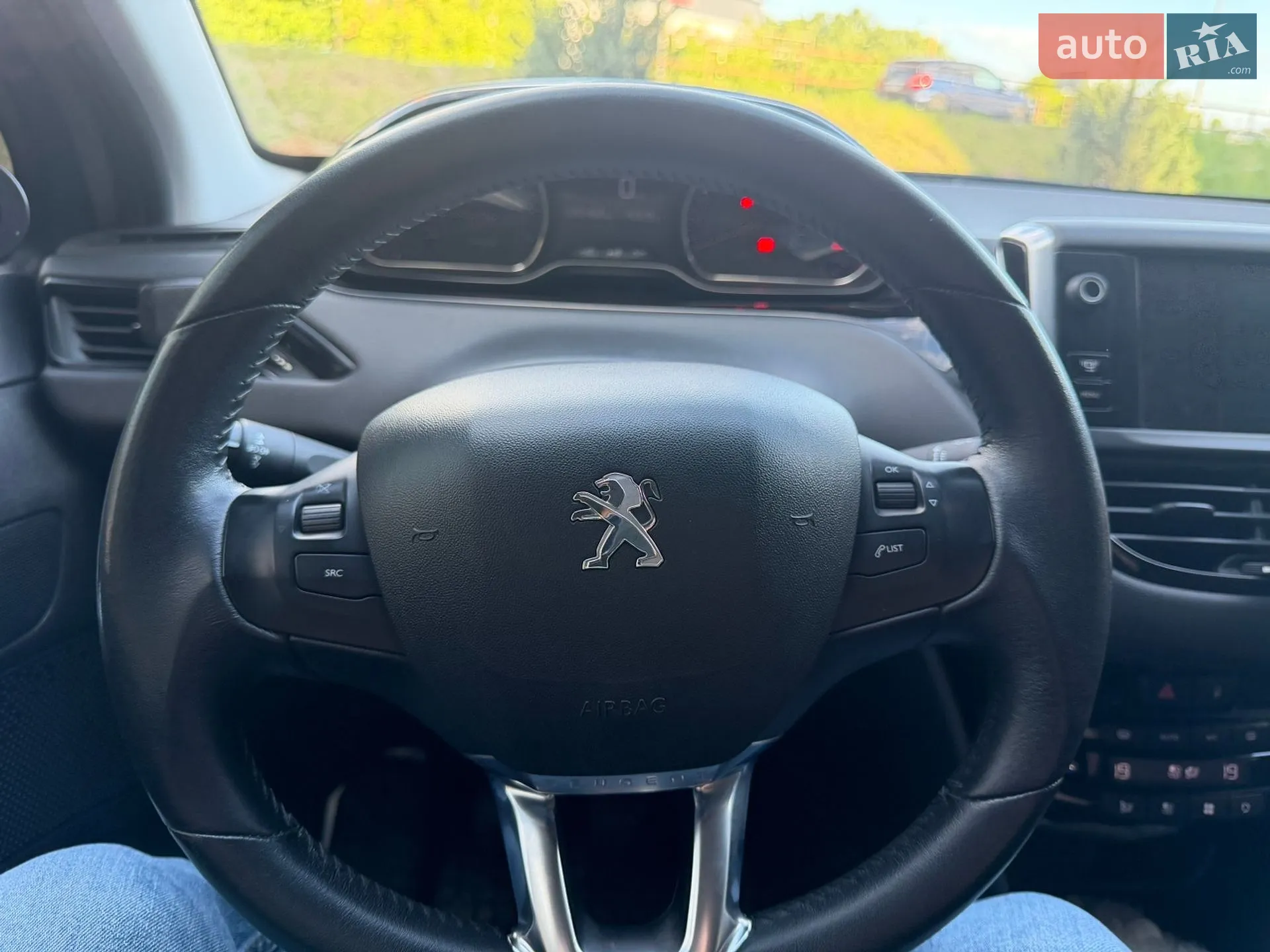 2013 Peugeot 208 - мініатюра 25