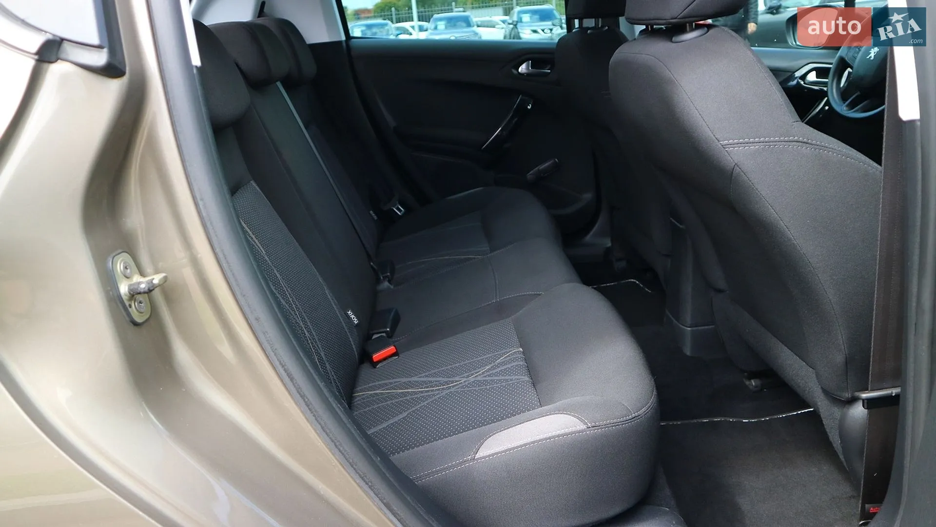2013 Peugeot 208 - мініатюра 7
