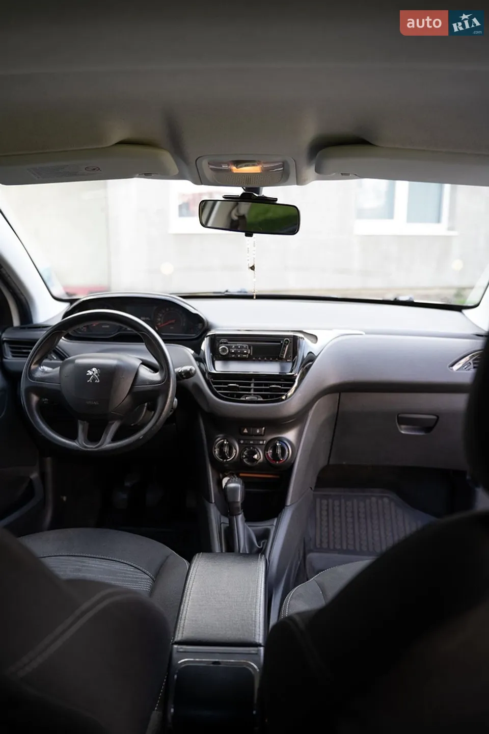 2013 Peugeot 208 - мініатюра 11
