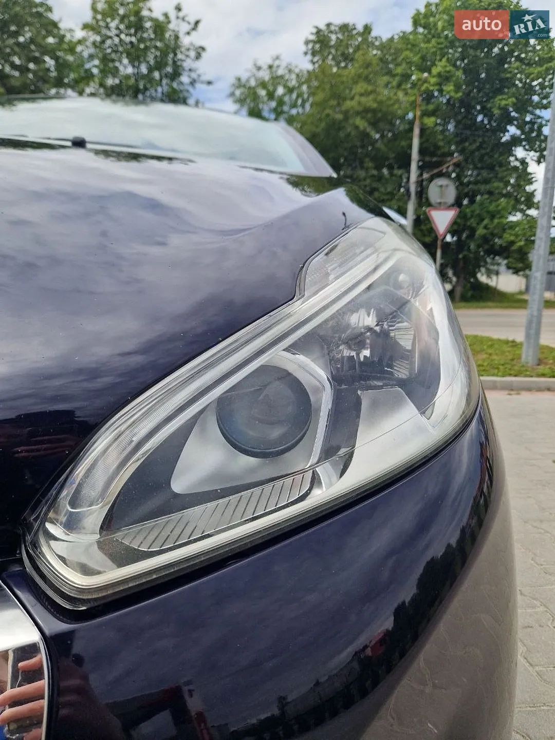 2016 Peugeot 208 - мініатюра 8
