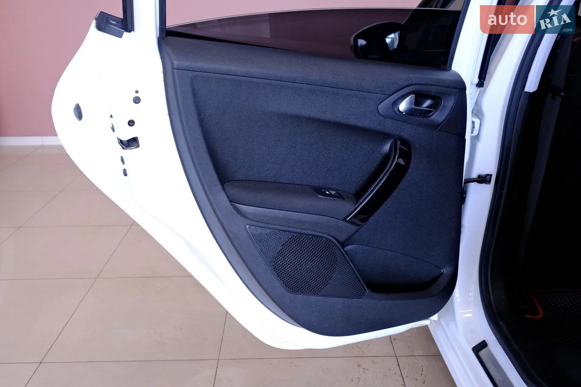 2016 Peugeot 208 - мініатюра 30