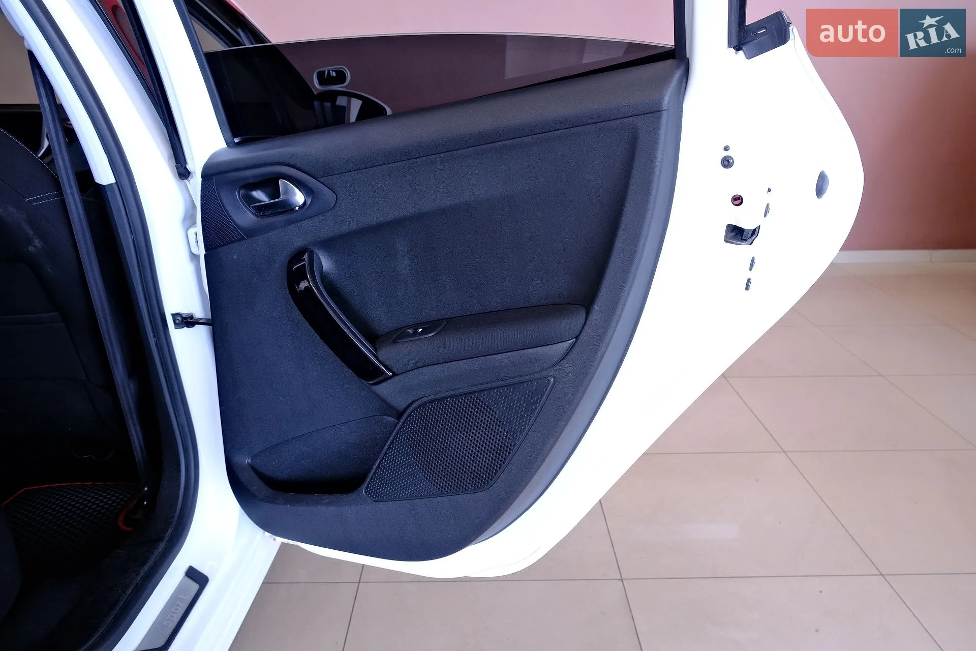 2016 Peugeot 208 - мініатюра 34