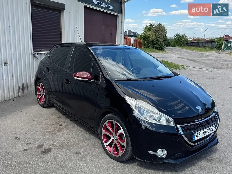 Peugeot 208