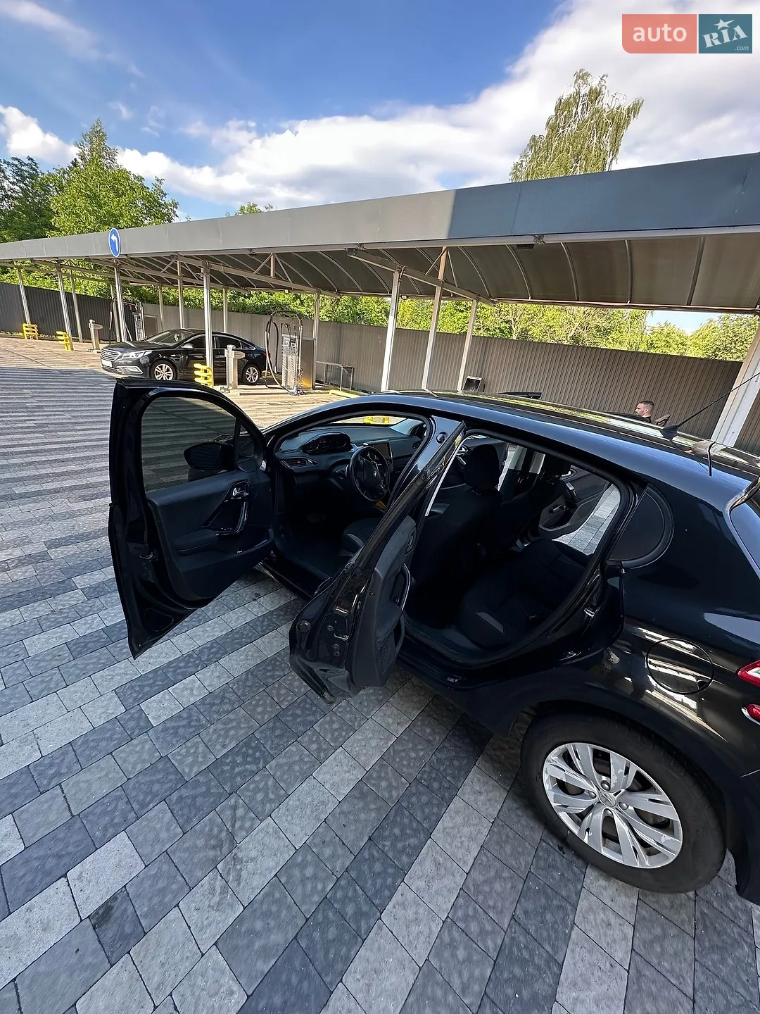 2014 Peugeot 208 - мініатюра 26