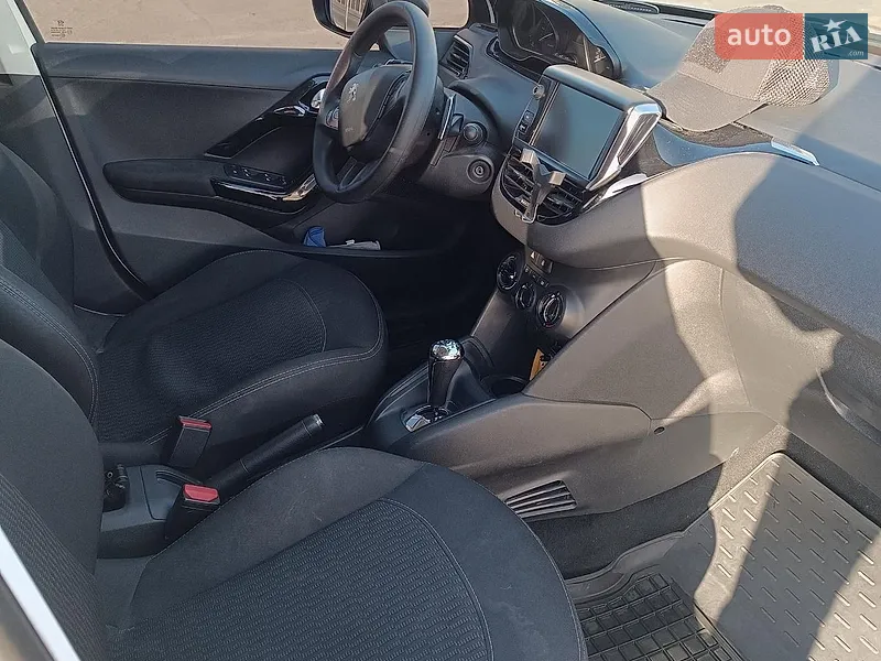 Peugeot 208 2016 VIN VF3CCHMZ0GT225108 фото оголошення 6 з 43