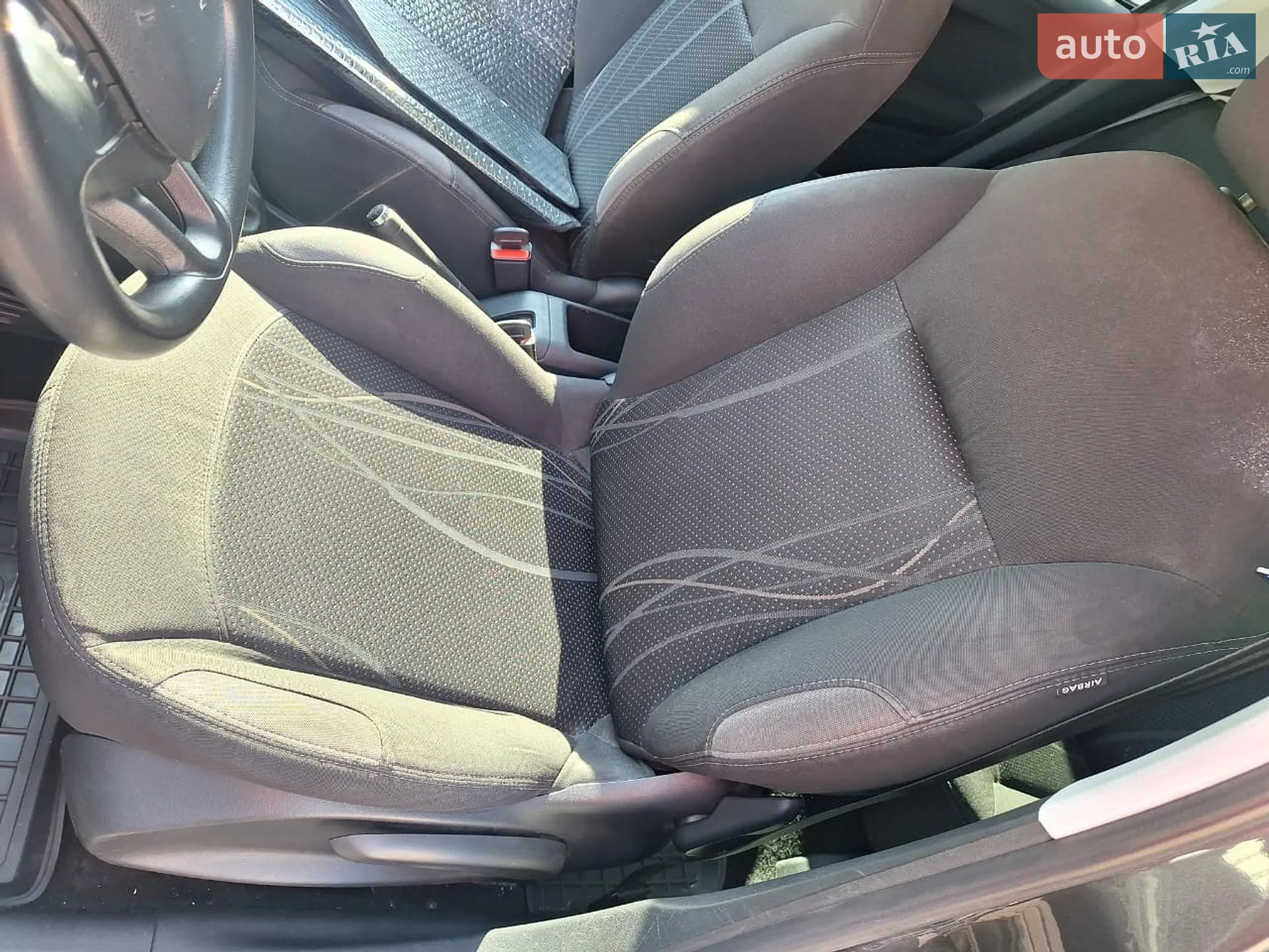 2012 Peugeot 208 - мініатюра 10