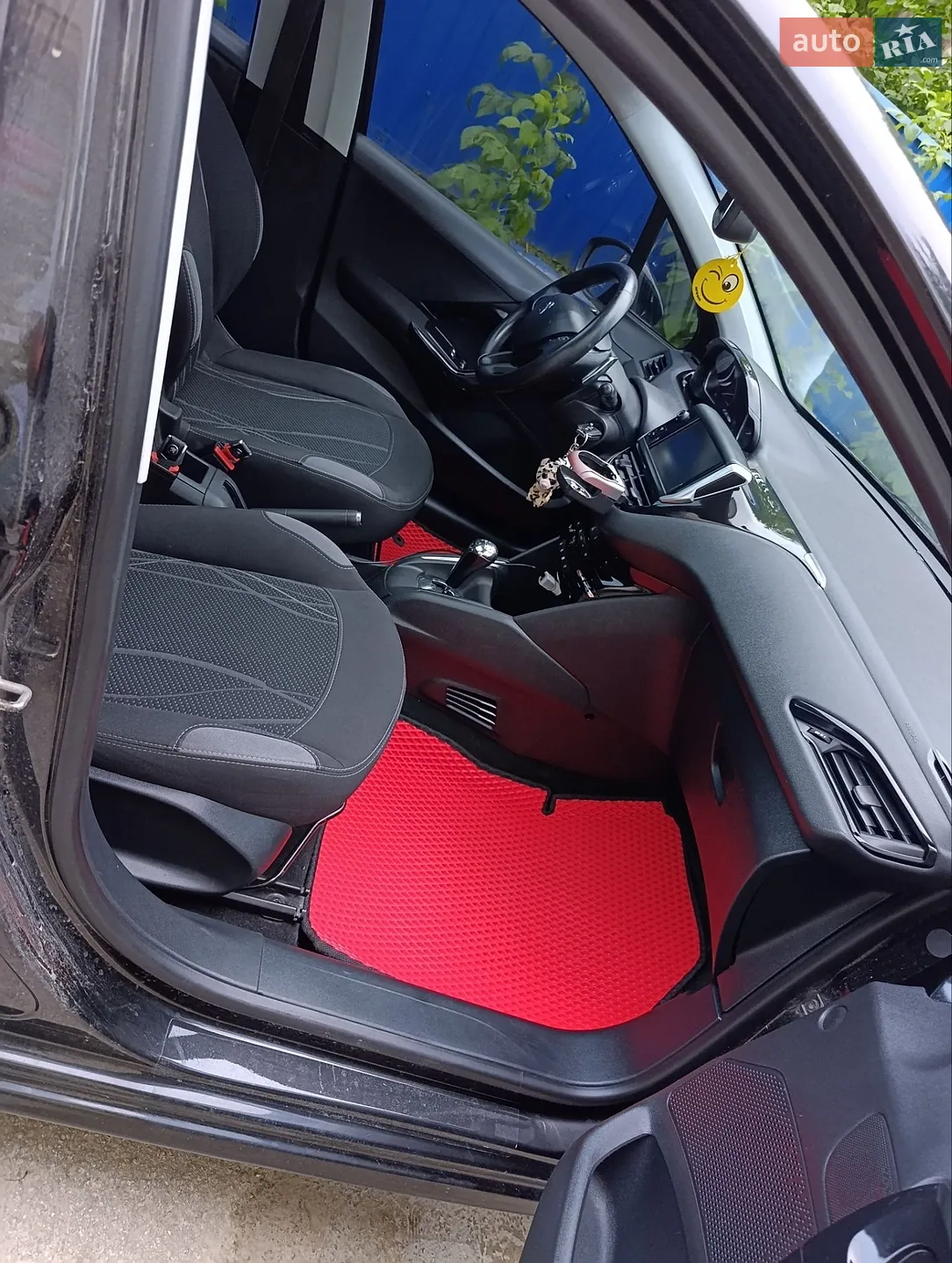 2013 Peugeot 208 - мініатюра 5