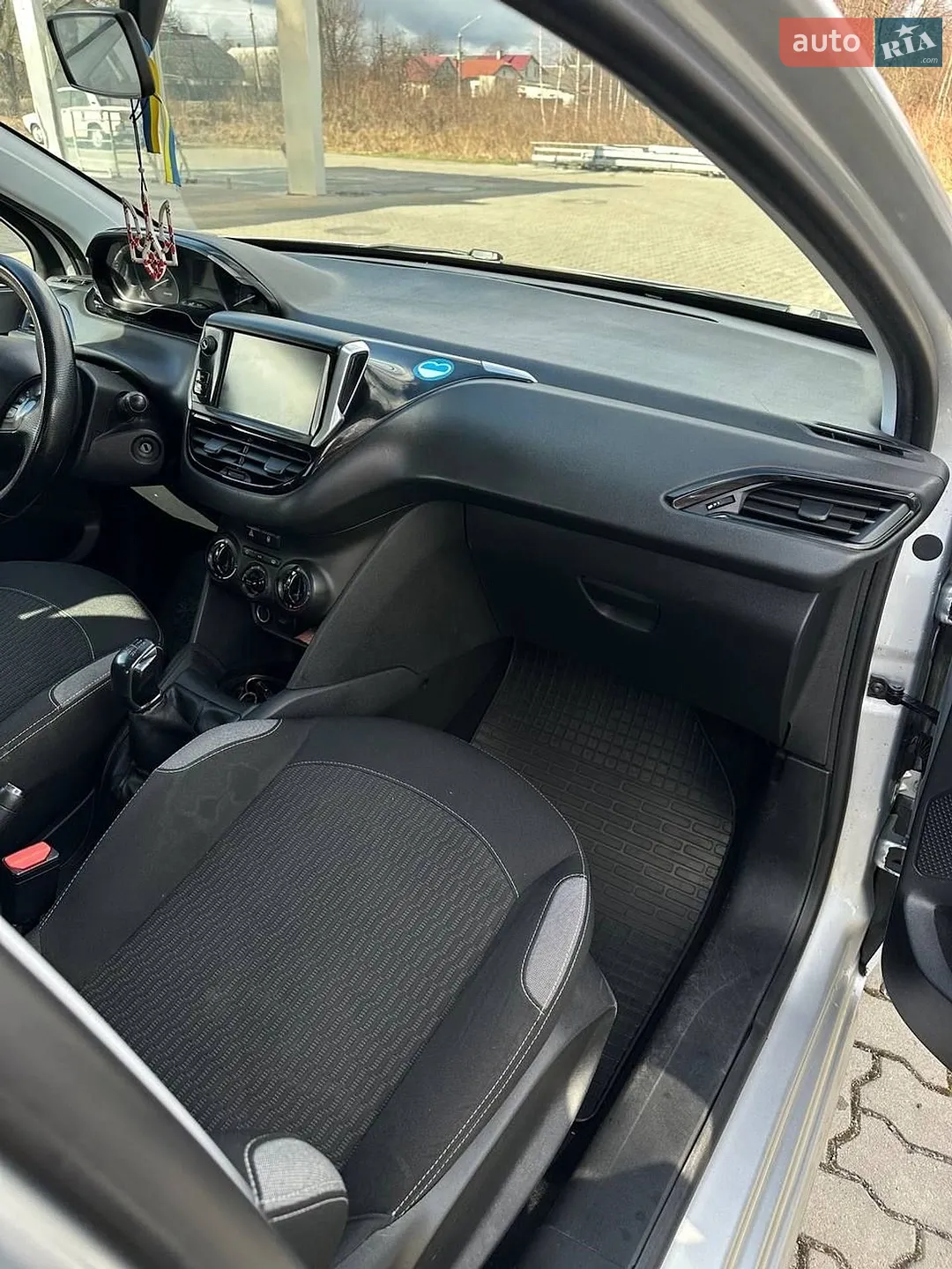 2015 Peugeot 208 - мініатюра 26