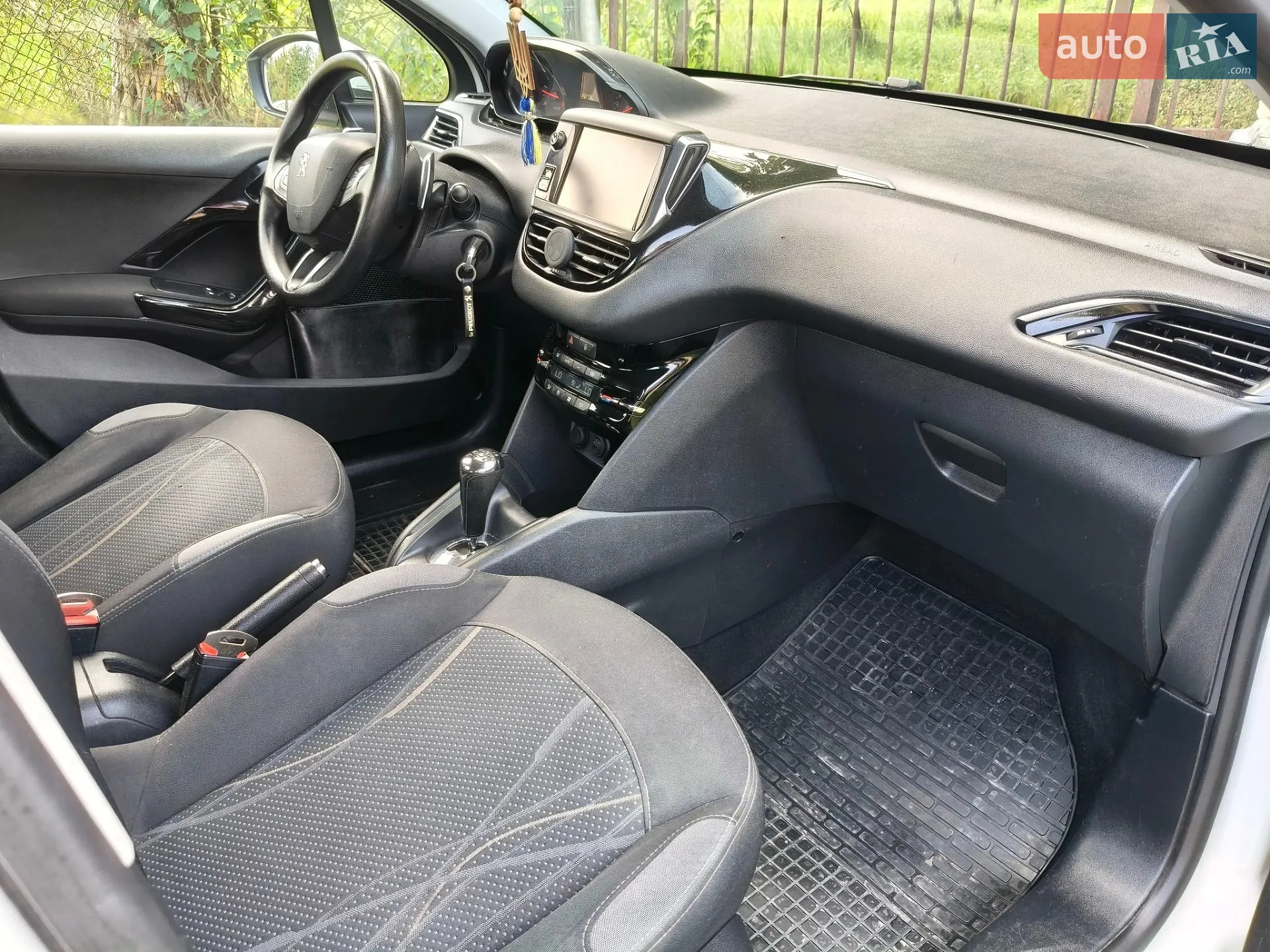 2012 Peugeot 208 - мініатюра 30