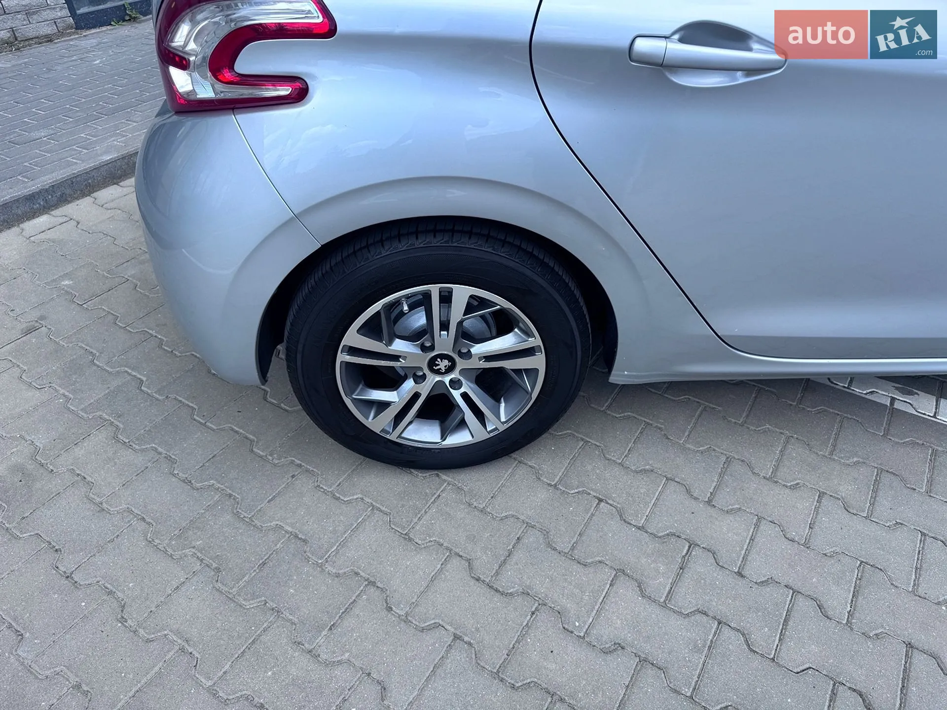 2012 Peugeot 208 - мініатюра 46