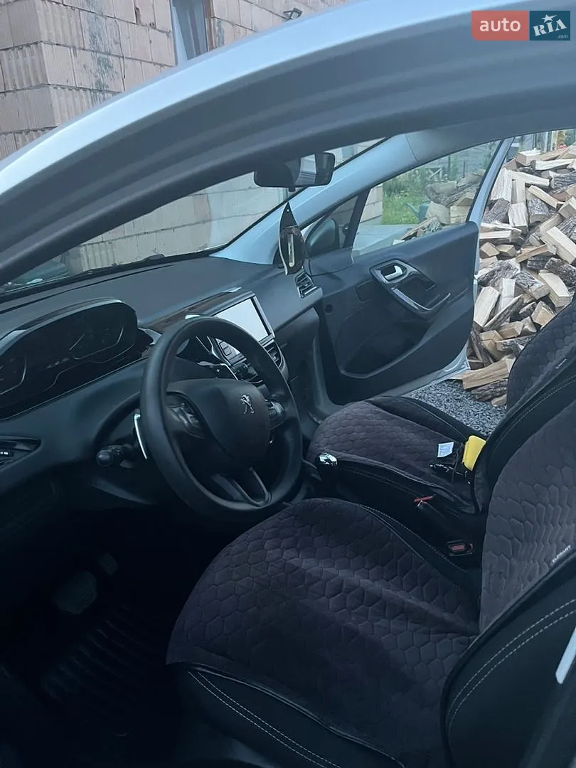 2017 Peugeot 208 - мініатюра 11