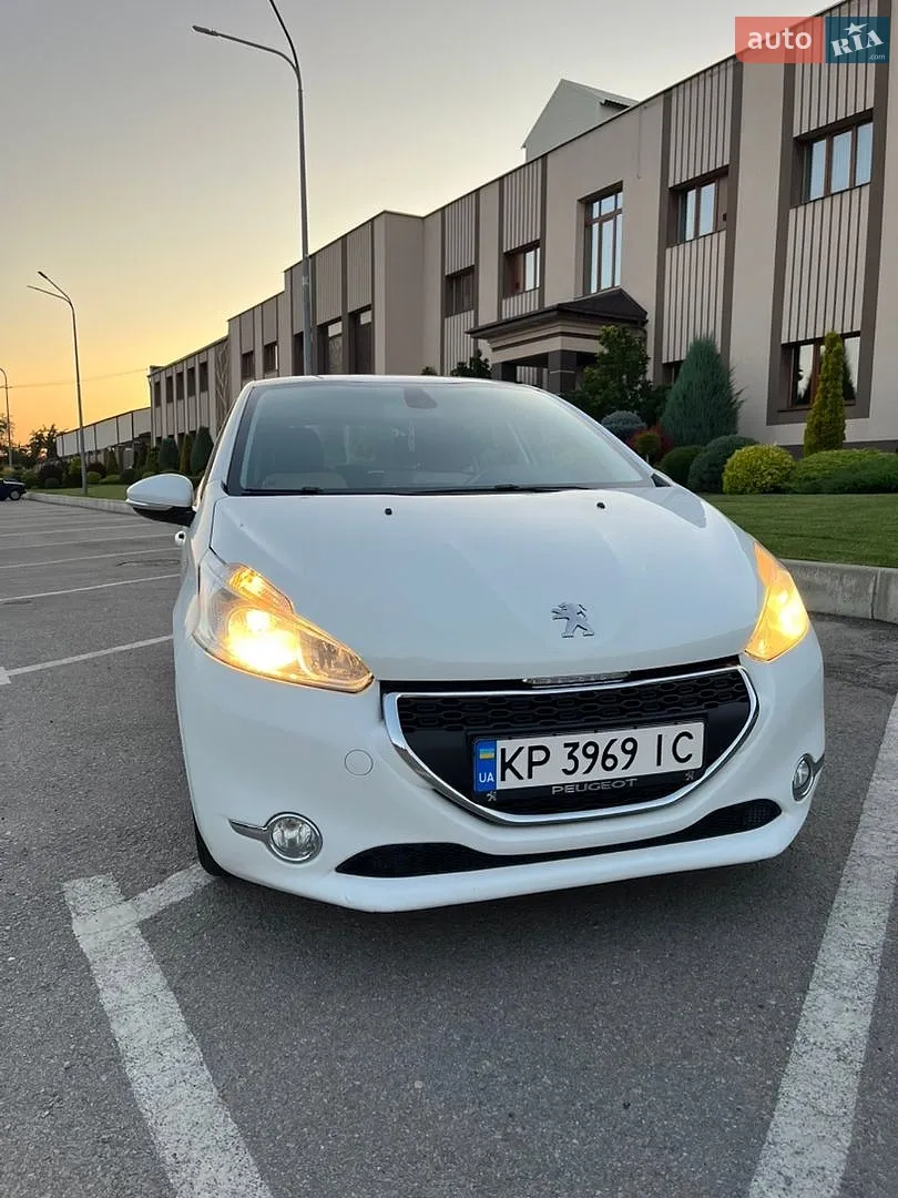 2013 Peugeot 208 - мініатюра 7