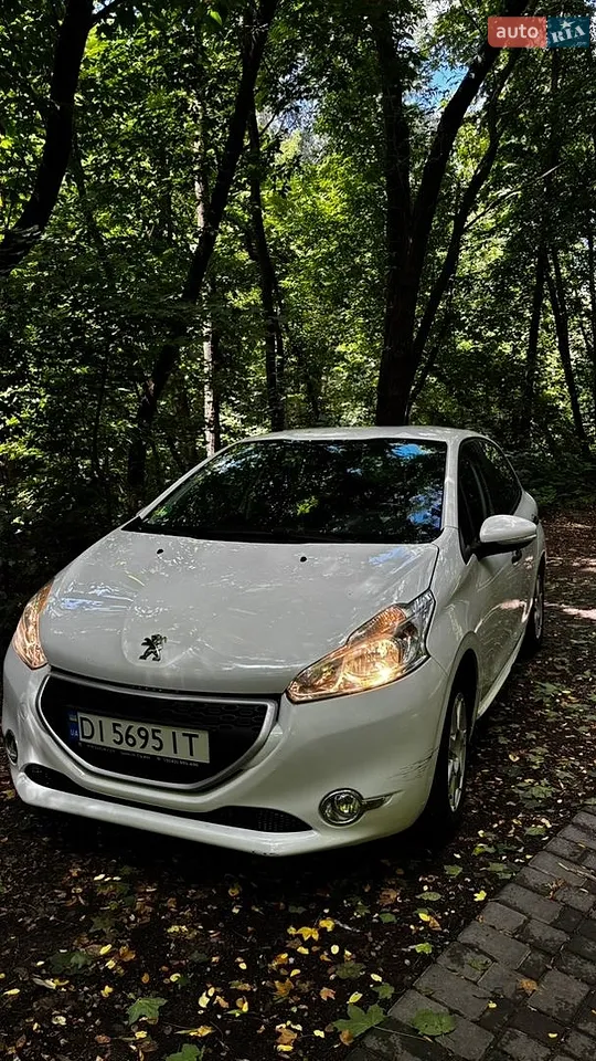 2013 Peugeot 208 - мініатюра 31