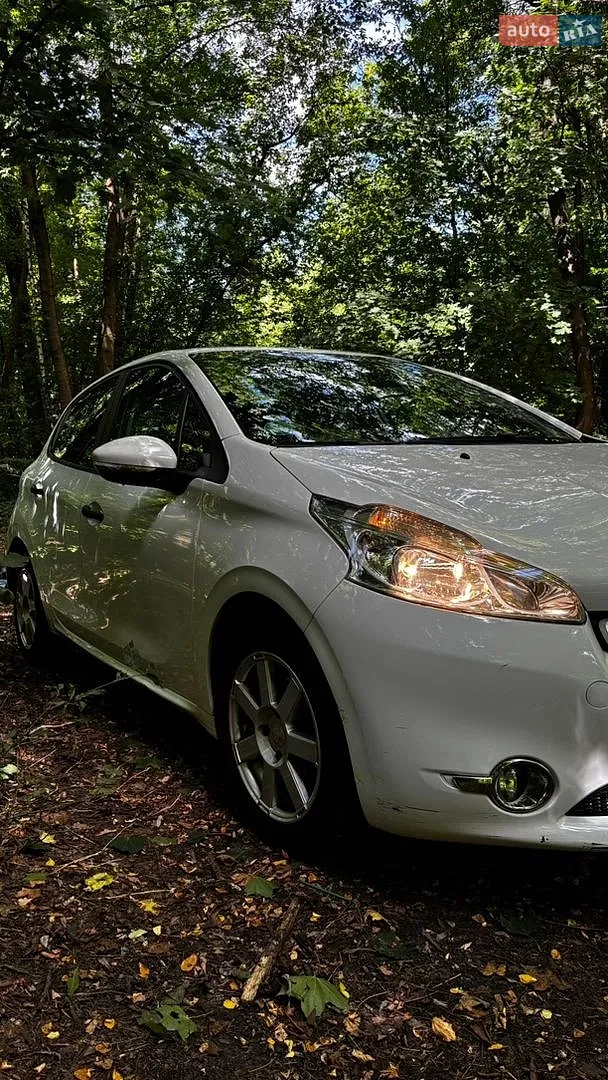 2013 Peugeot 208 - мініатюра 3