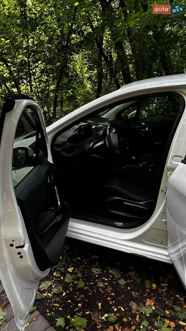 2013 Peugeot 208 - мініатюра 8
