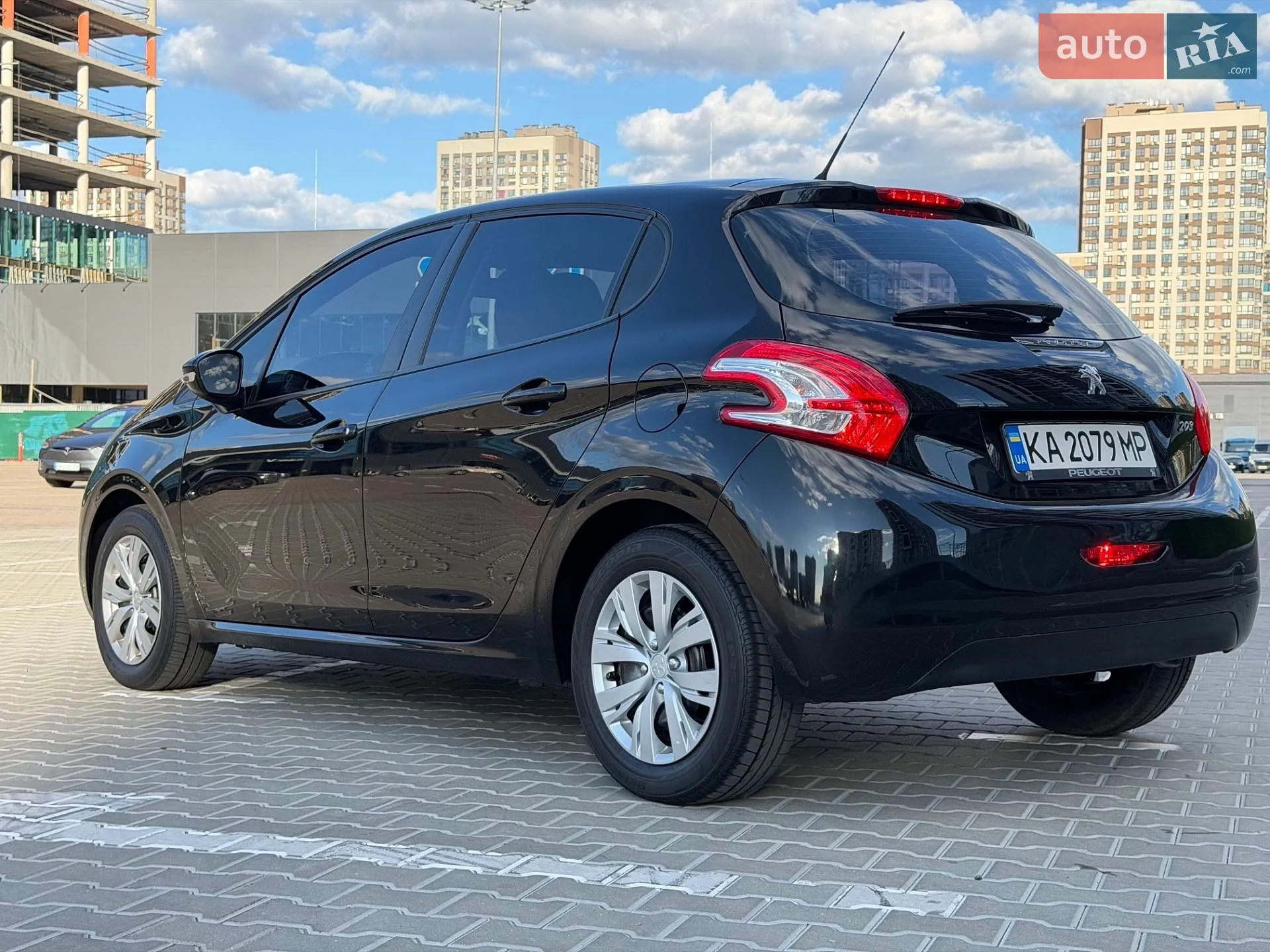 2014 Peugeot 208 - мініатюра 13
