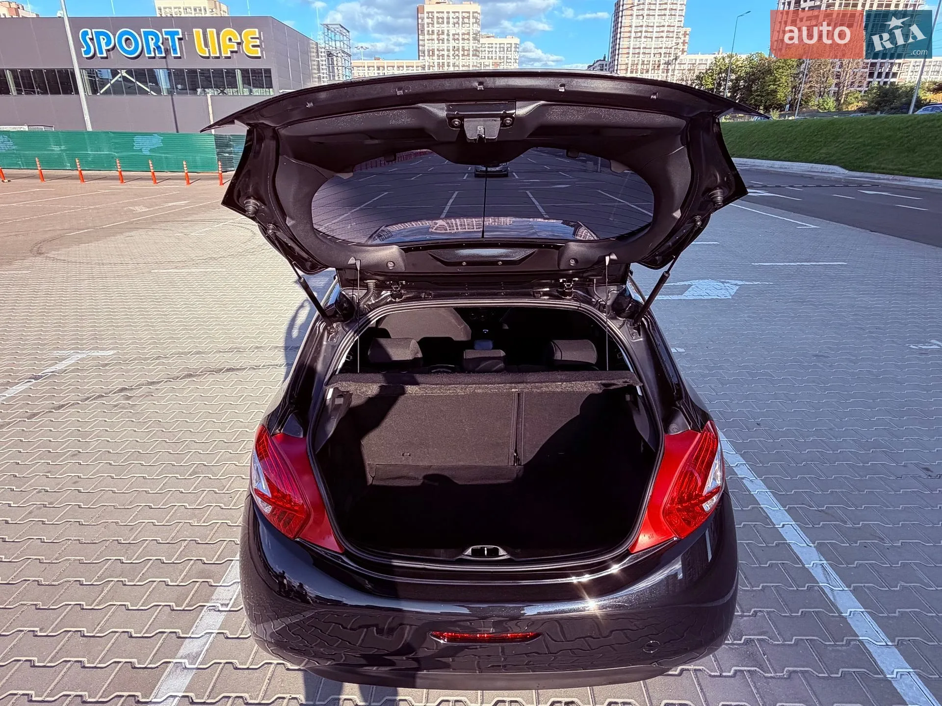 2014 Peugeot 208 - мініатюра 33