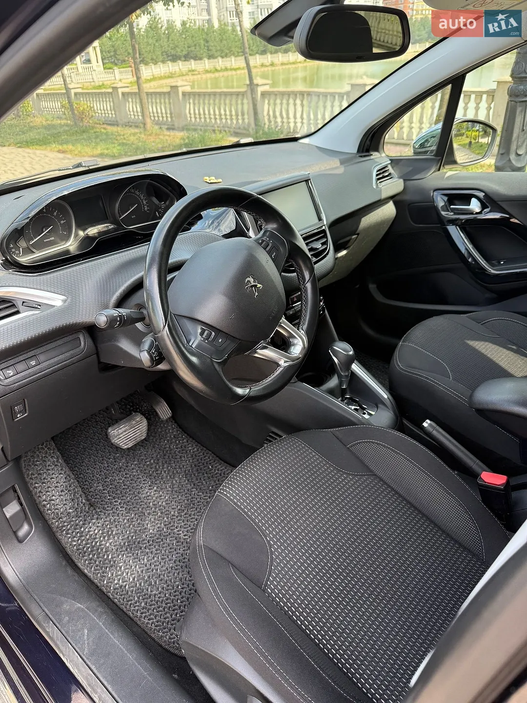 2019 Peugeot 208 - мініатюра 10