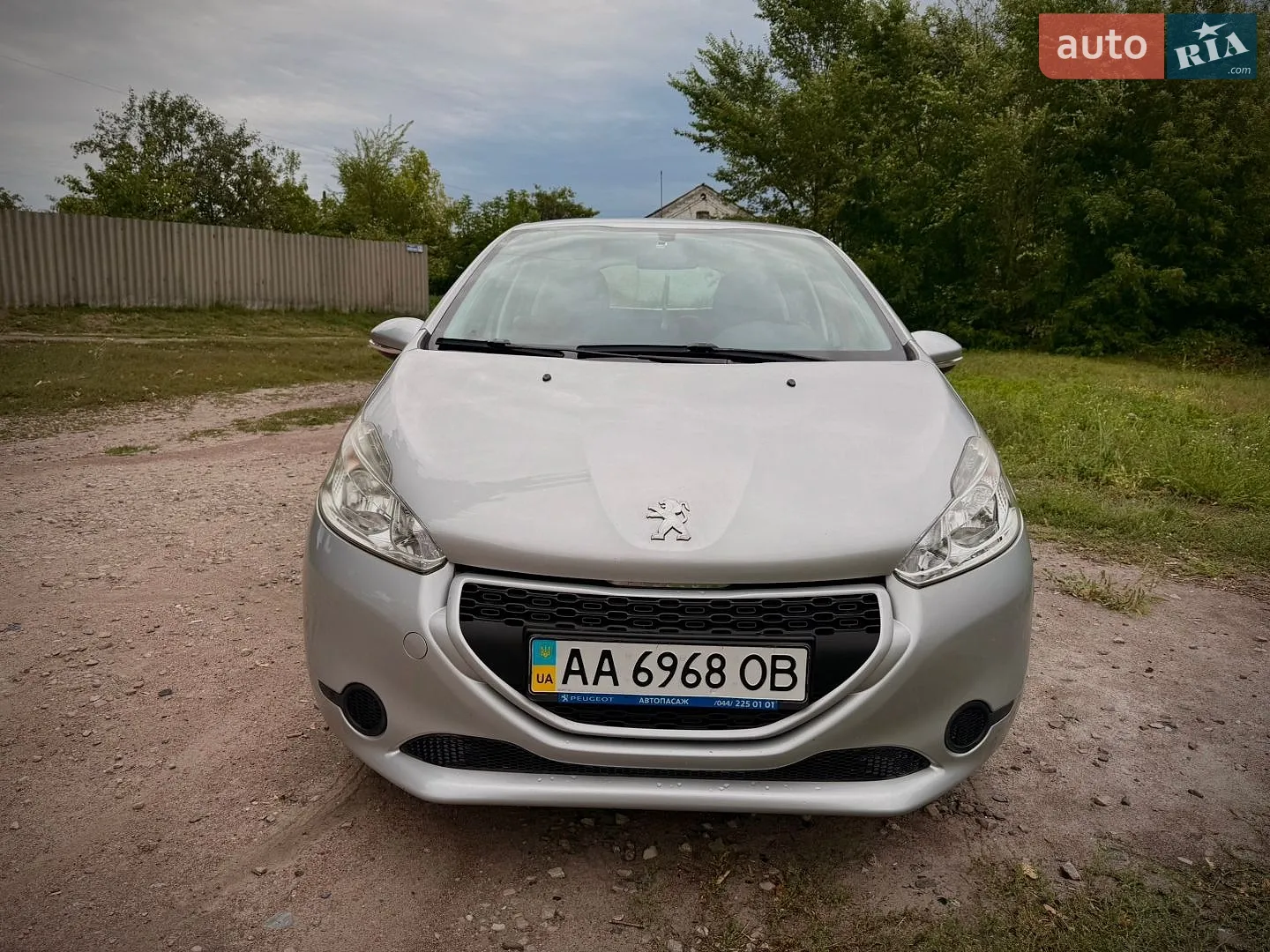 2013 Peugeot 208 - мініатюра 2