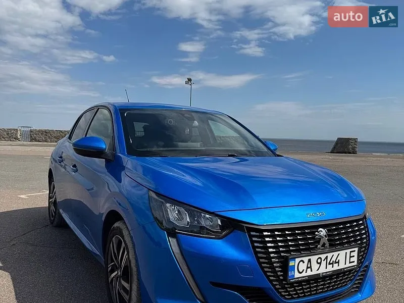 Peugeot 208