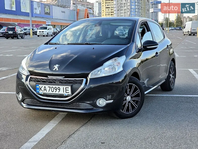 Peugeot 208