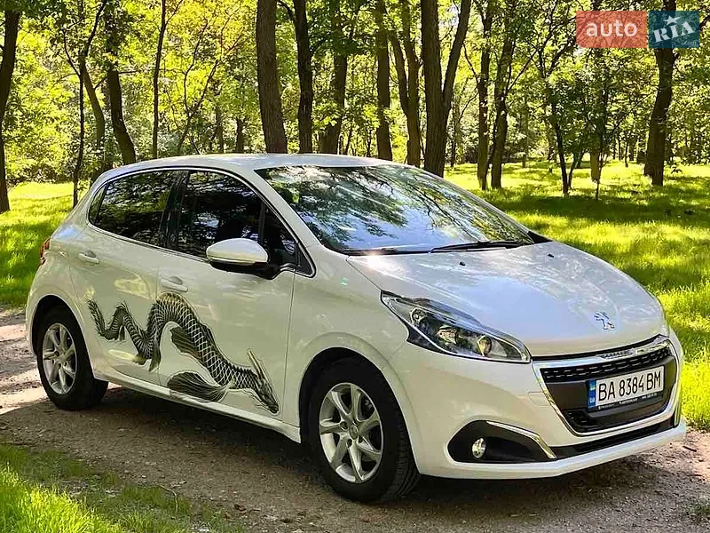 Peugeot 208