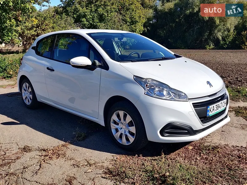 Peugeot 208
