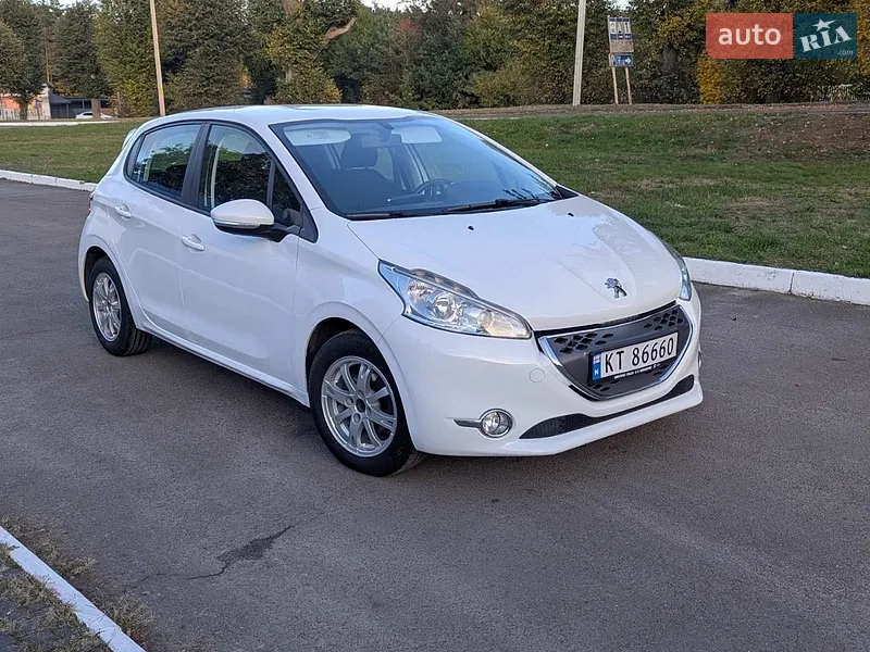 Peugeot 208