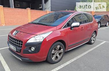 Внедорожник / Кроссовер Peugeot 3008 2010 в Киеве