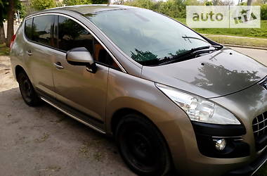 Внедорожник / Кроссовер Peugeot 3008 2011 в Черкассах