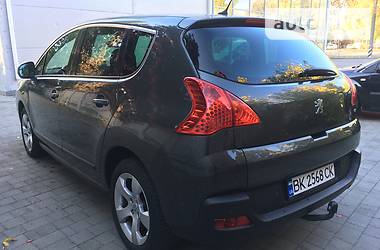 Внедорожник / Кроссовер Peugeot 3008 2013 в Ровно