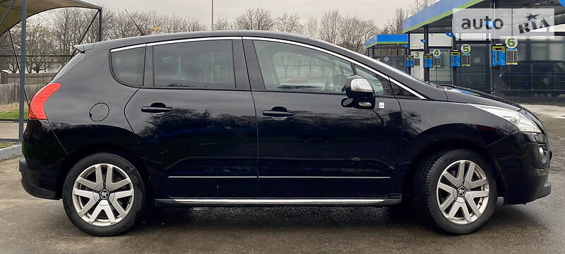 Універсал Peugeot 3008 2012 в Кременчуці