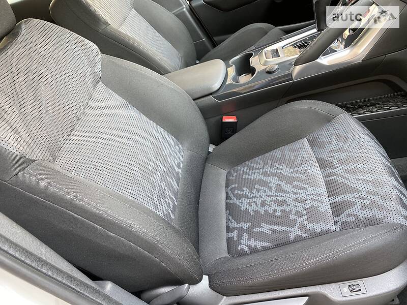Внедорожник / Кроссовер Peugeot 3008 2010 в Днепре