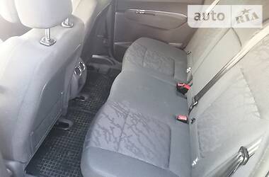 Позашляховик / Кросовер Peugeot 3008 2013 в 