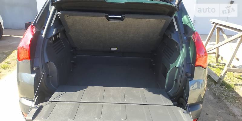 Хетчбек Peugeot 3008 2010 в Дубні фото 12 Хетчбек Peugeot 3008 2010 в Дубні