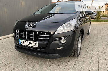 Позашляховик / Кросовер Peugeot 3008 2010 в 