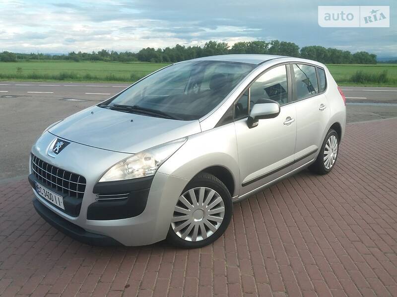 Мінівен Peugeot 3008 2009 в 