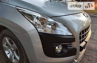 Внедорожник / Кроссовер Peugeot 3008 2011 в Курахово