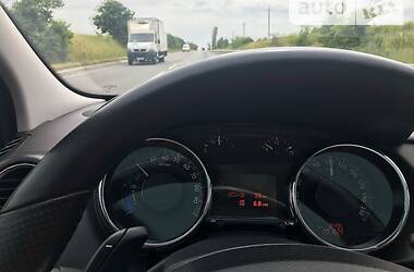 Позашляховик / Кросовер Peugeot 3008 2016 в Дубні