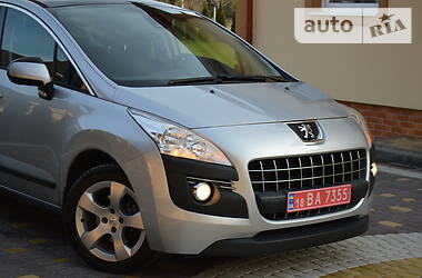 Позашляховик / Кросовер Peugeot 3008 2011 в Дрогобичі